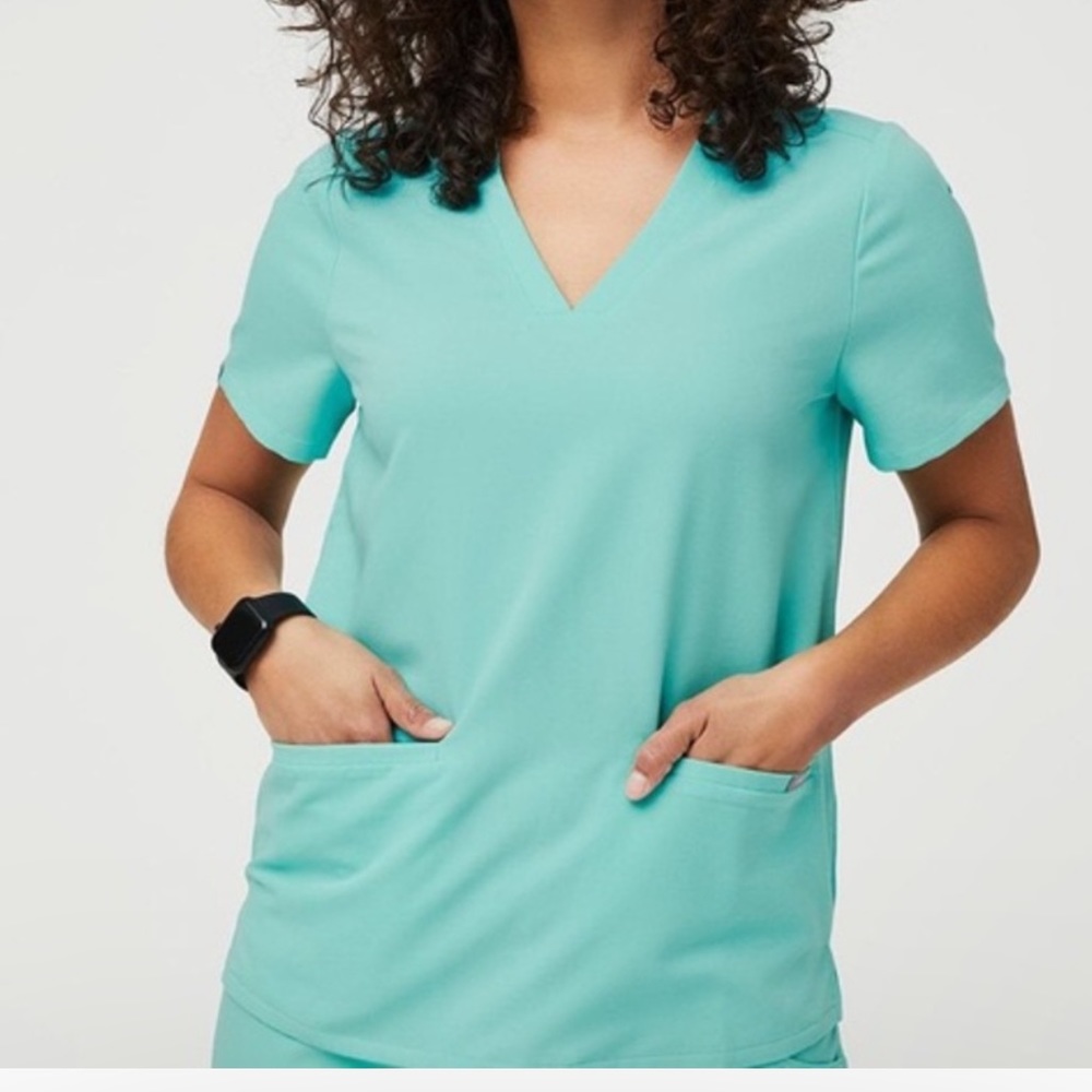 FIGS CASMA SCRUB TOP LARGE FRESH AQUA RARE LIMITED EDITION HTF/DISCONTINUED